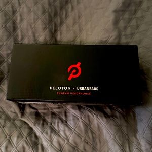 NWT - Peloton x Urbanbeats Sumpan Headphones